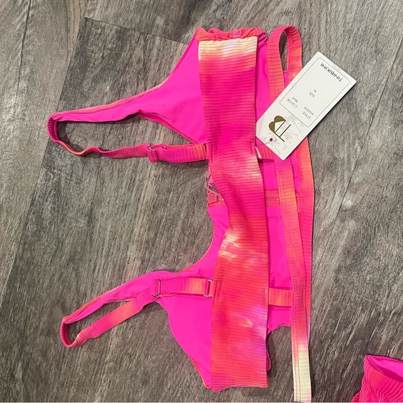 NWT Woman’s Swimsuit - Picture 5 of 5